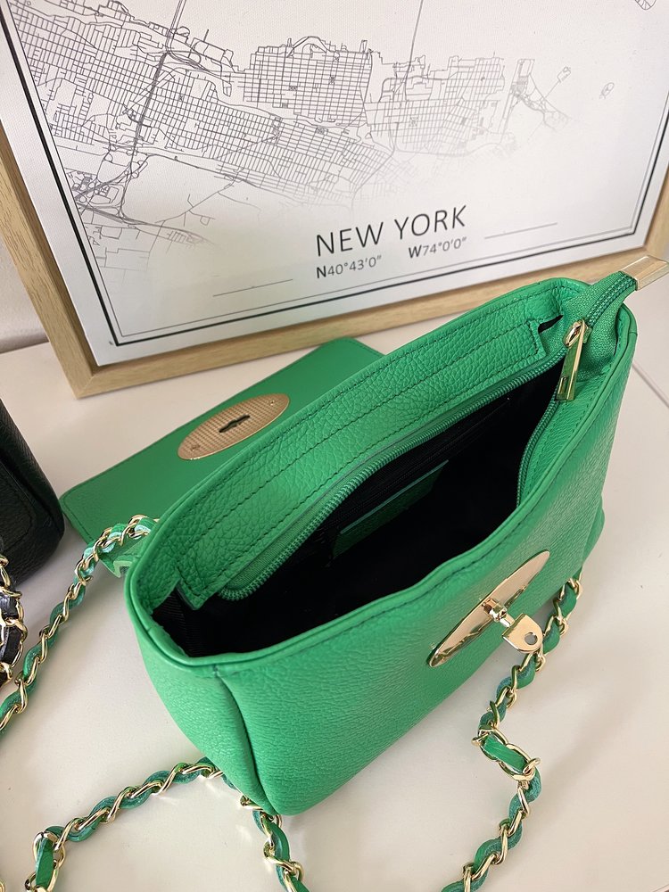 Peggy Classic Chain Bag / Green