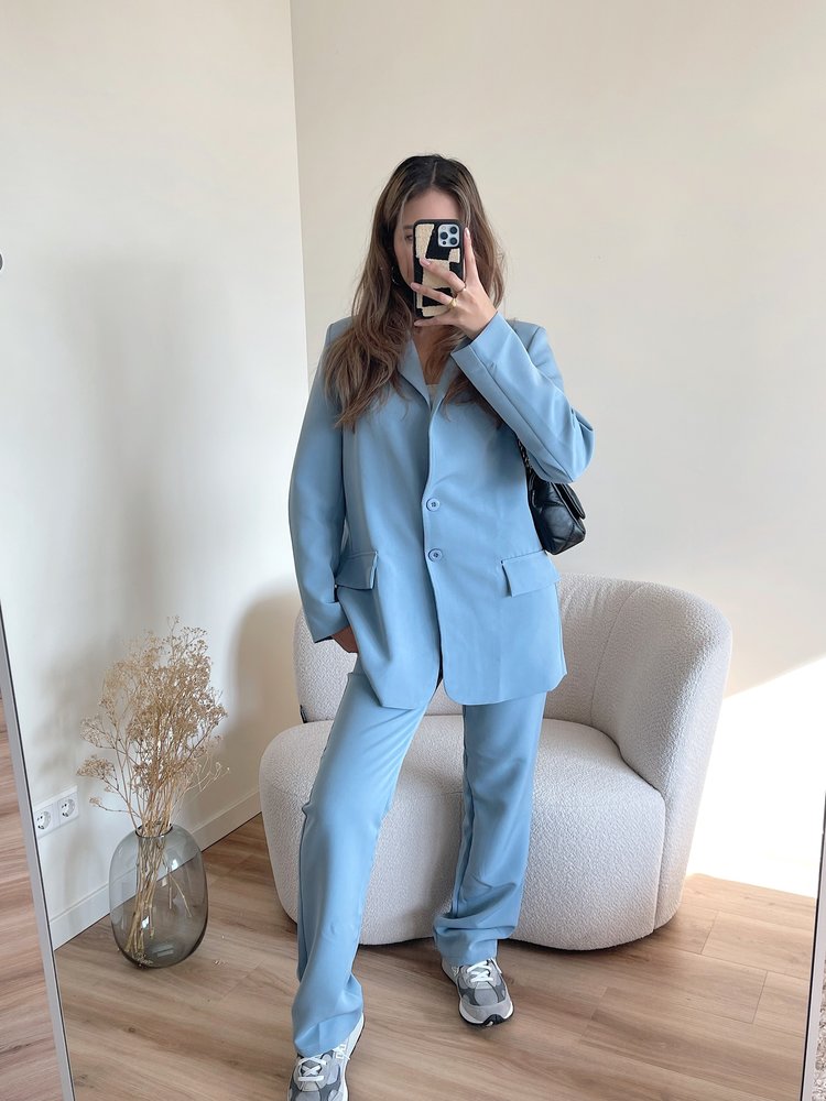 Yris Loose Fit Blazer / Baby Blue