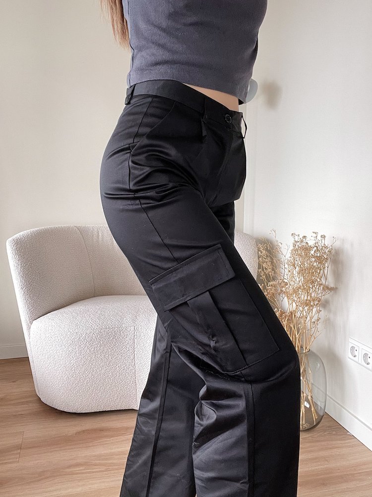 Jagger Cargo Pants / Black