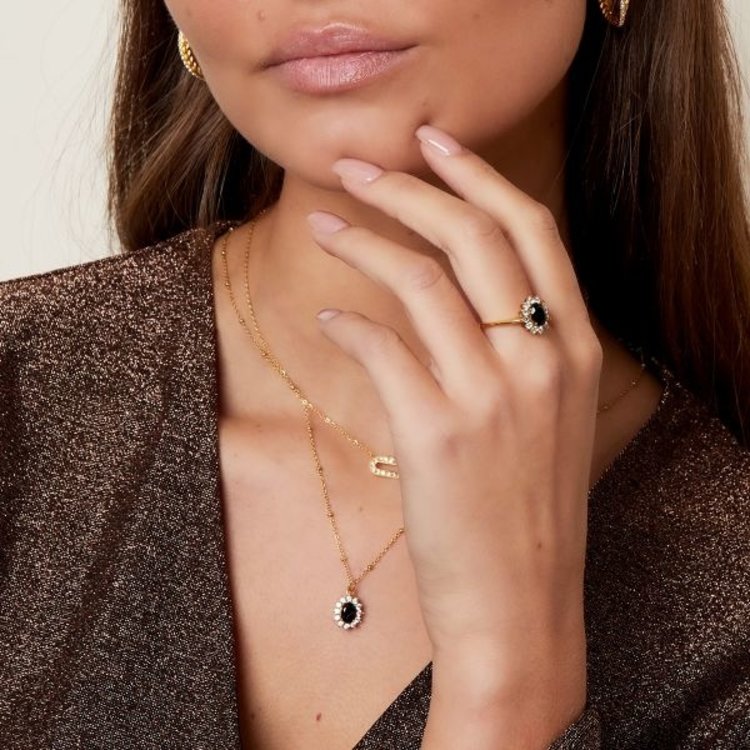 Gold Vintage Stone Ring / Black