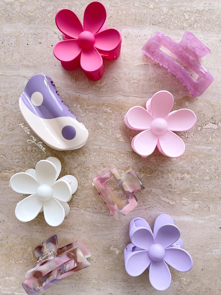 Yin & Yang Hair Claw / Lilac