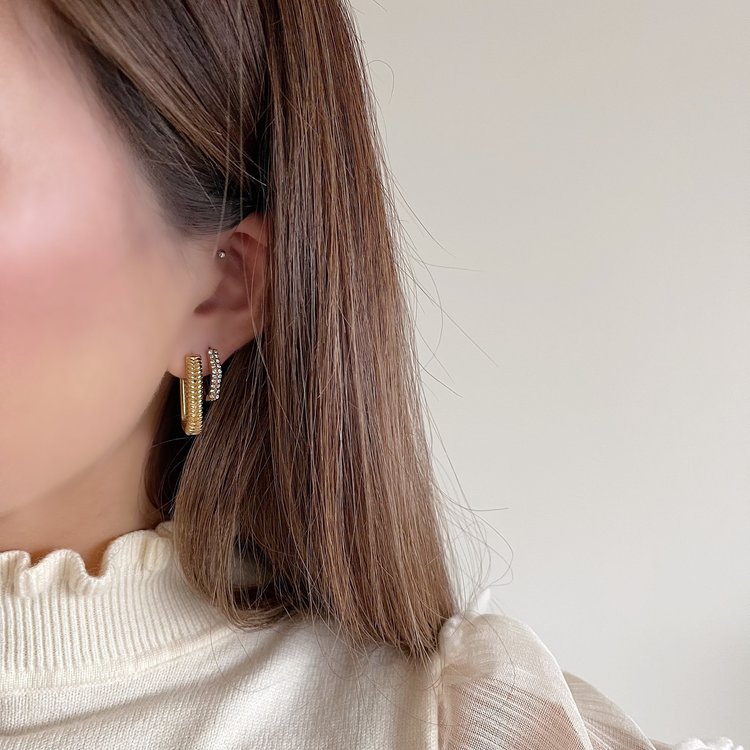 Silver Textured Square Earrings / Large