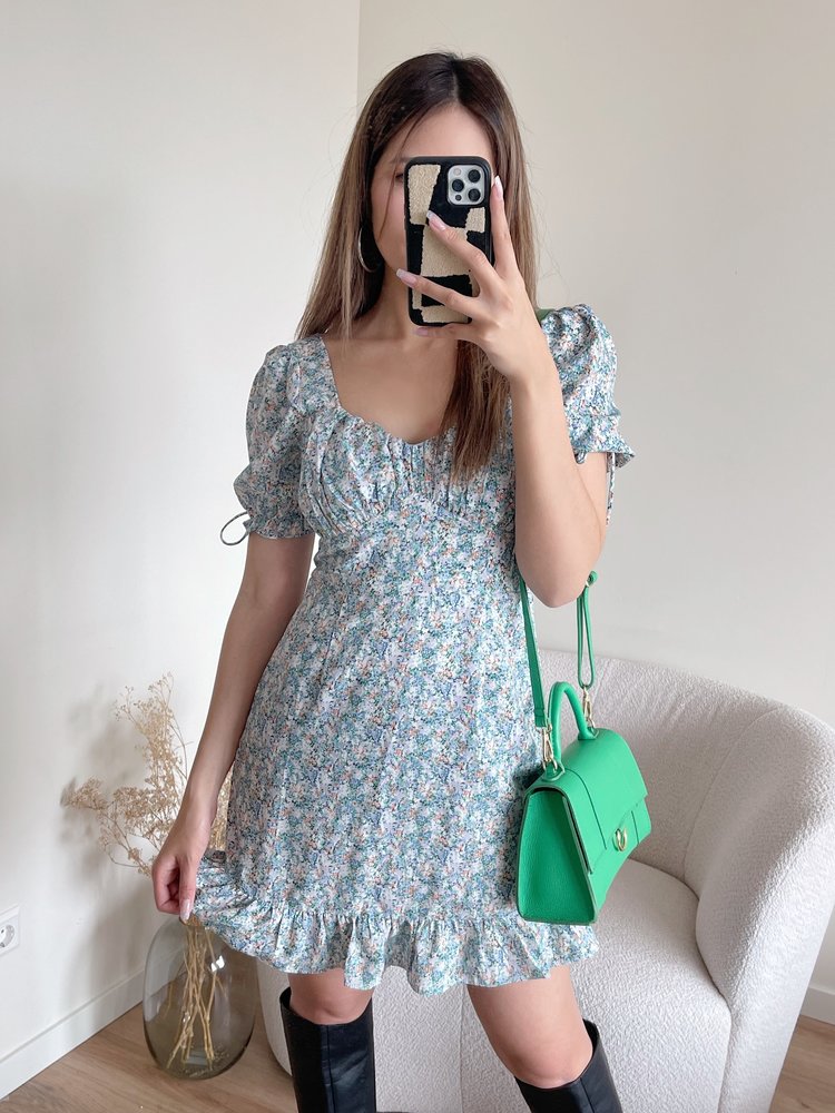Linnea Flower Dress / Blue