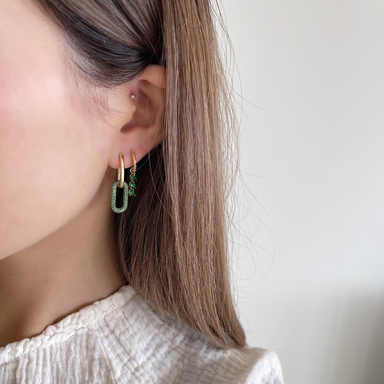Gold Linked Zircon Earrings / Green Small