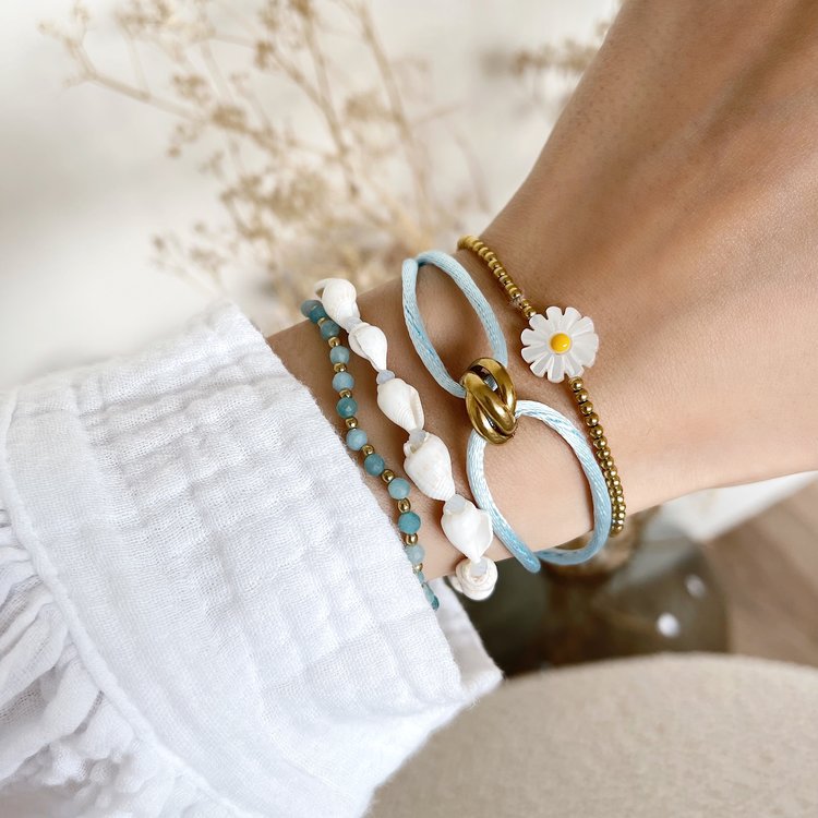 Gold Sweet Shell Bracelet
