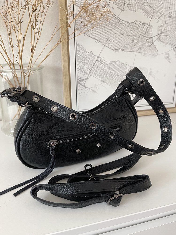 Azula Shoulder Bag / Black