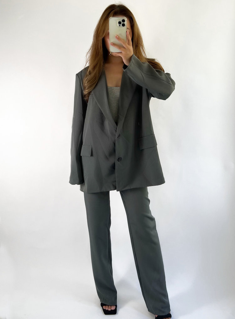 Gaya Oversized Blazer / Dark Grey
