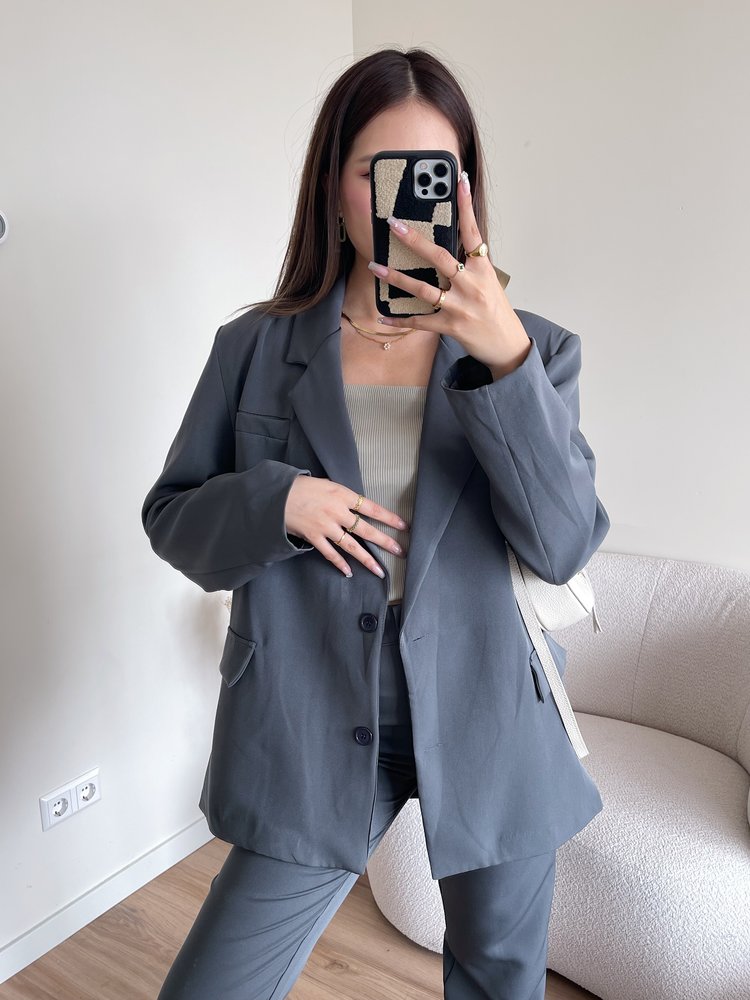 Gaya Oversized Blazer / Dark Grey