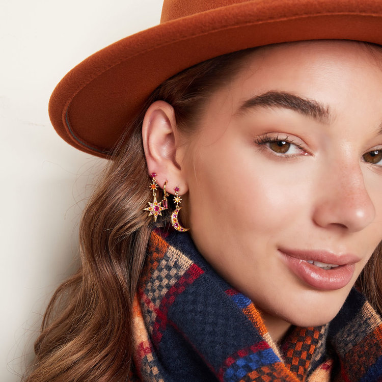 Gold Twinkle Stars Earrings / Fuchsia