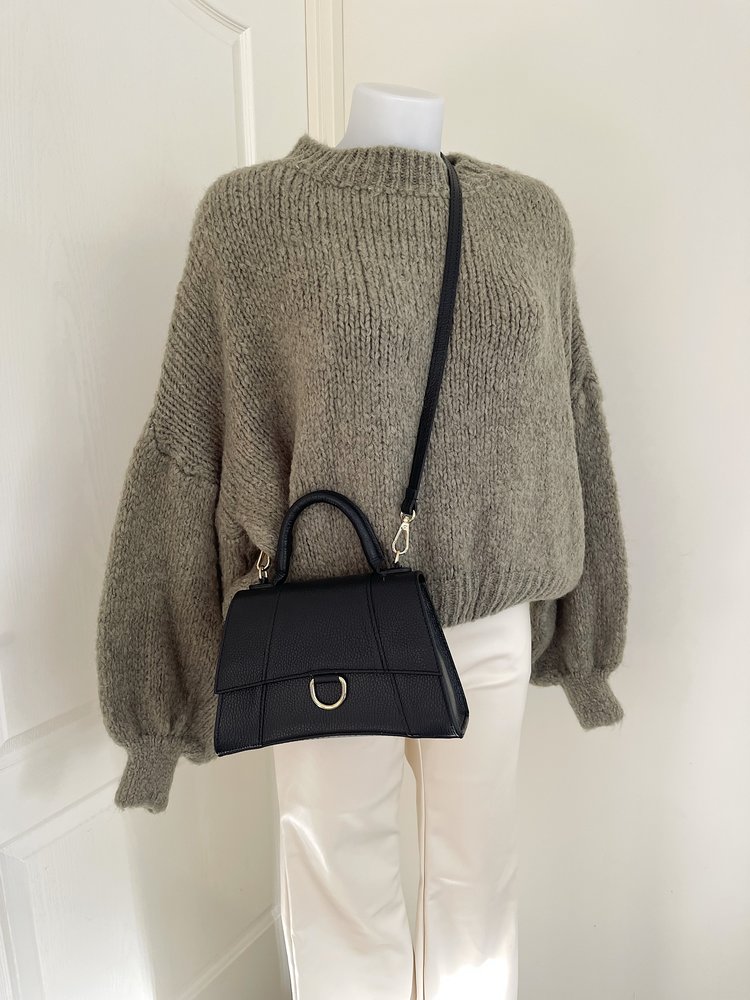 Caro Oversized Knit Sweater / Olive Green