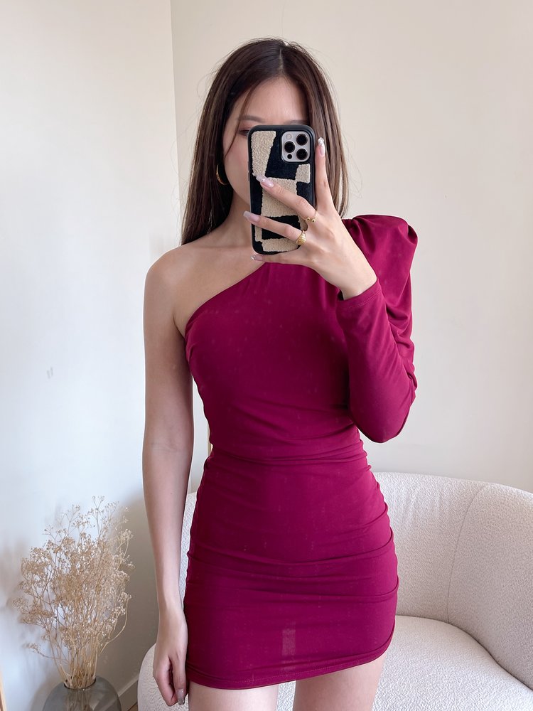 Widya One Shoulder Dress / Bordeaux
