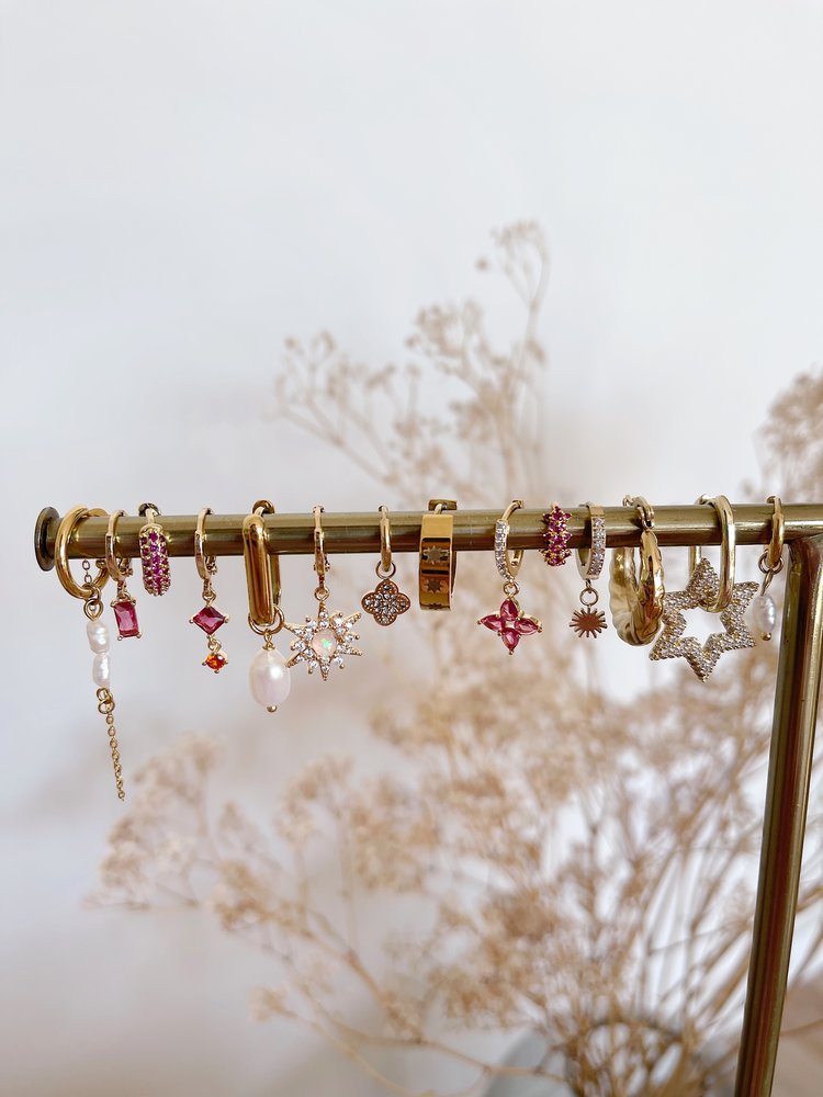 Gold Colored Stone Earrings / Fuchsia