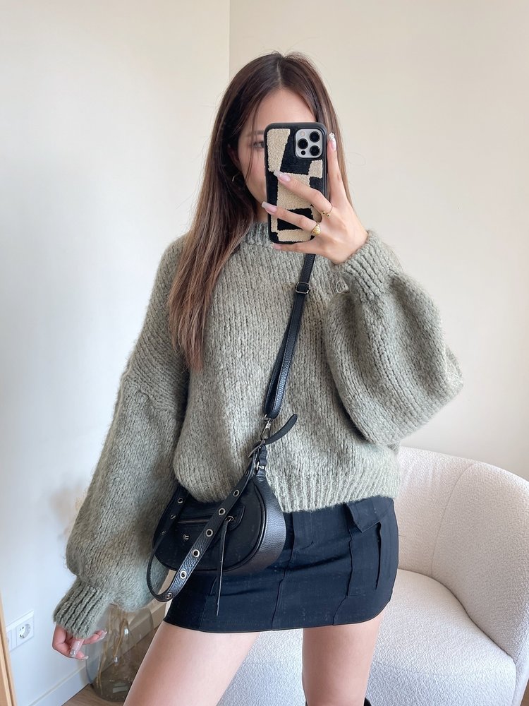 Caro Oversized Knit Sweater / Olive Greenn