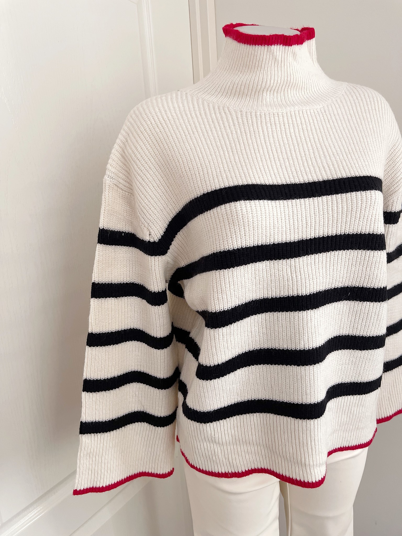Celine Striped Sweater / Beige - Hello My Love