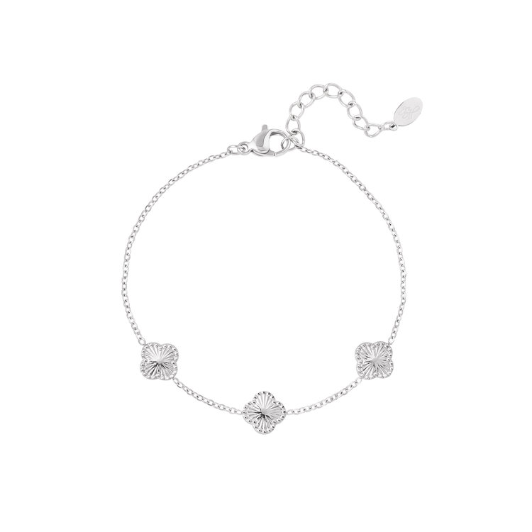 Silver Textured Clovers Bracelet