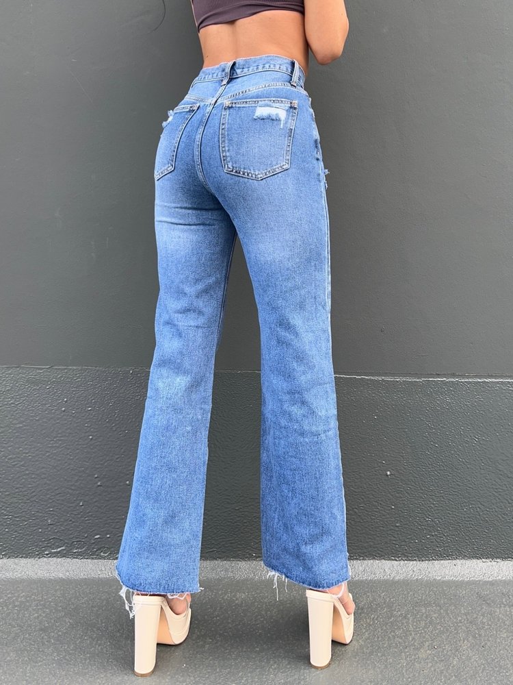 Zora Wide Leg Jeans / Mid Blue
