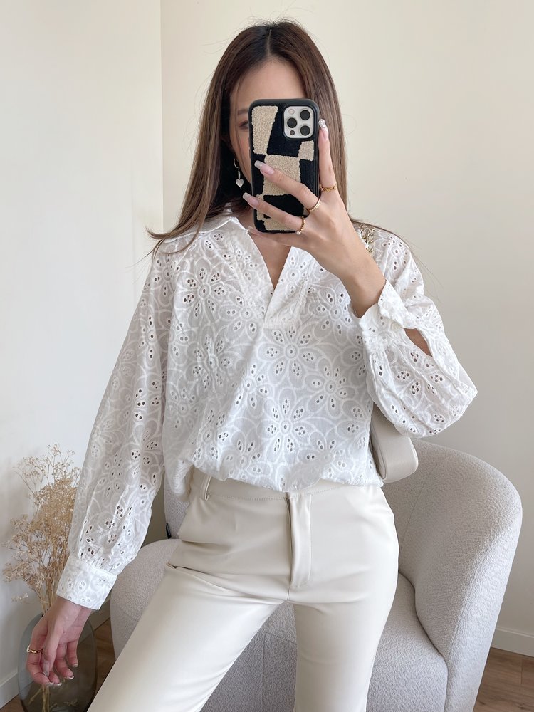 Minji Oversized Embroidered Blouse / White