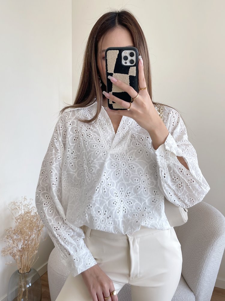 Minji Oversized Embroidered Blouse / White