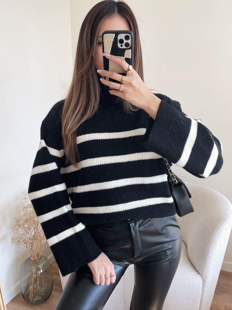 Solis Striped Sweater / Black