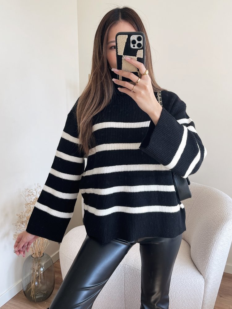 Solis Striped Sweater / Black