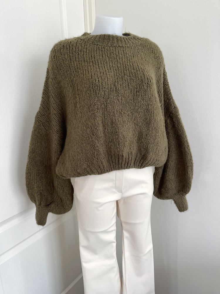 Caro Oversized Knit Sweater / Dark Olive