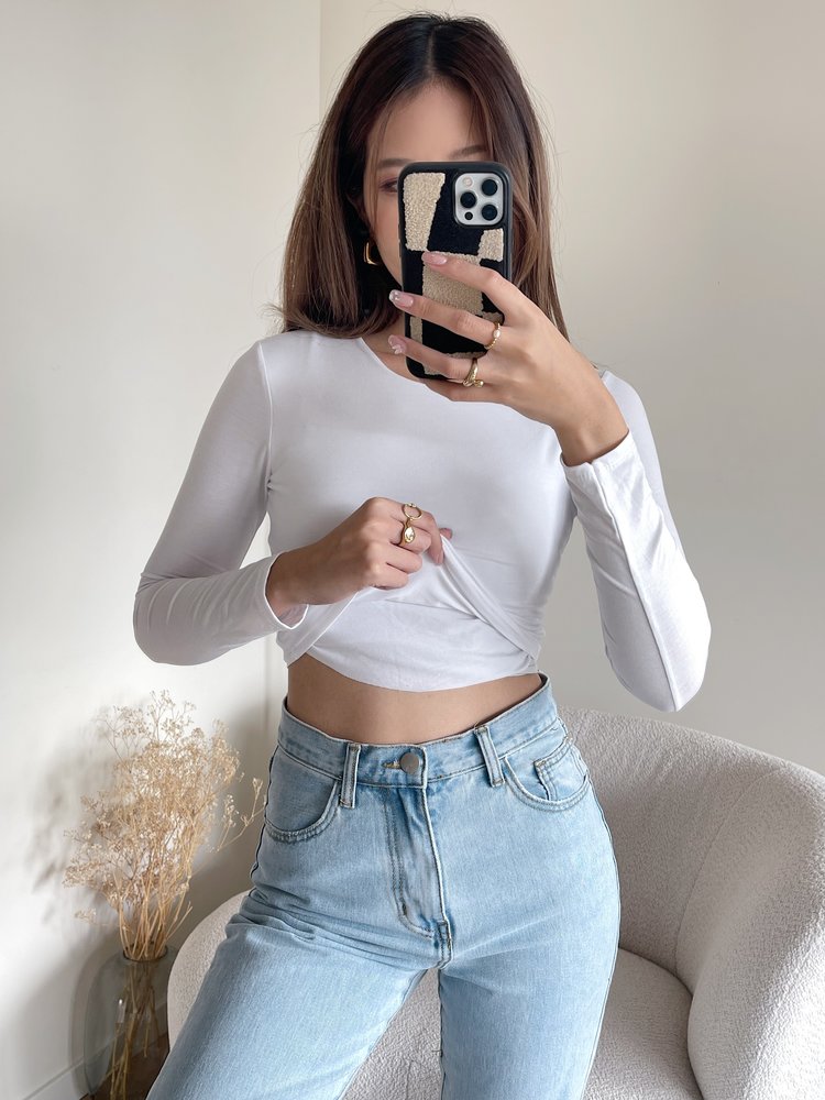 Shae Basic Long Sleeve Top / White