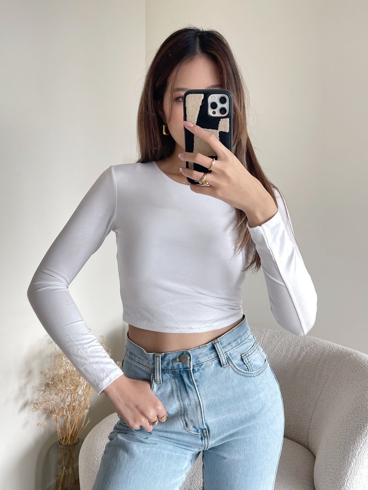 Shae Basic Long Sleeve Top / White