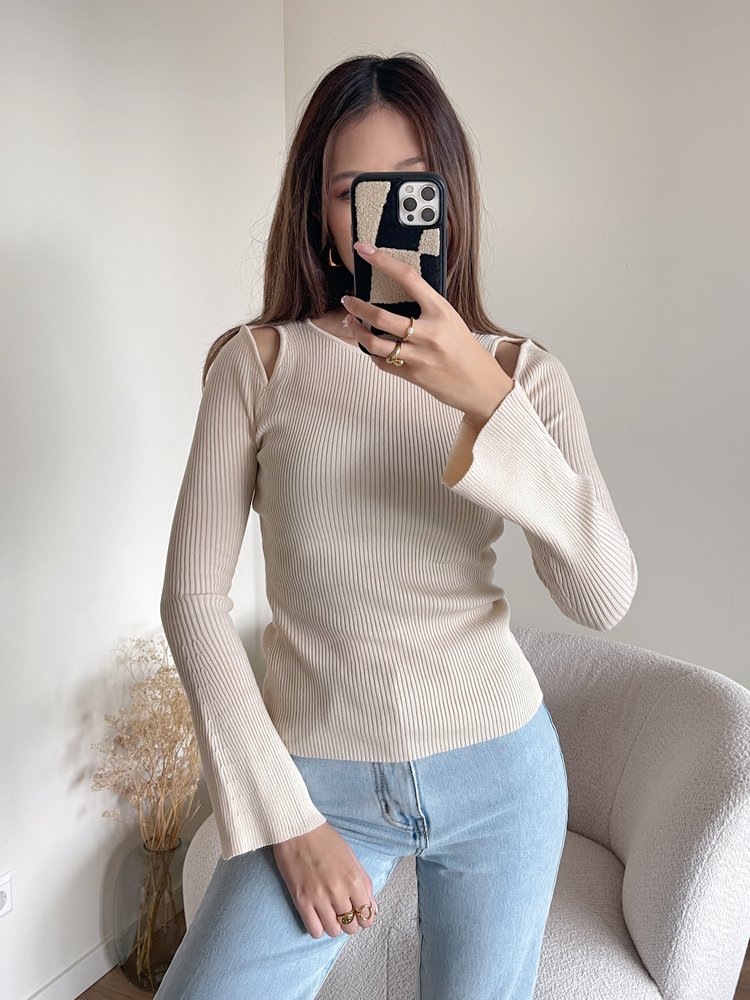 Allura Cut Out Top / Beige