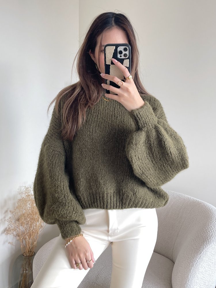 Caro Oversized Knit Sweater / Dark Olive