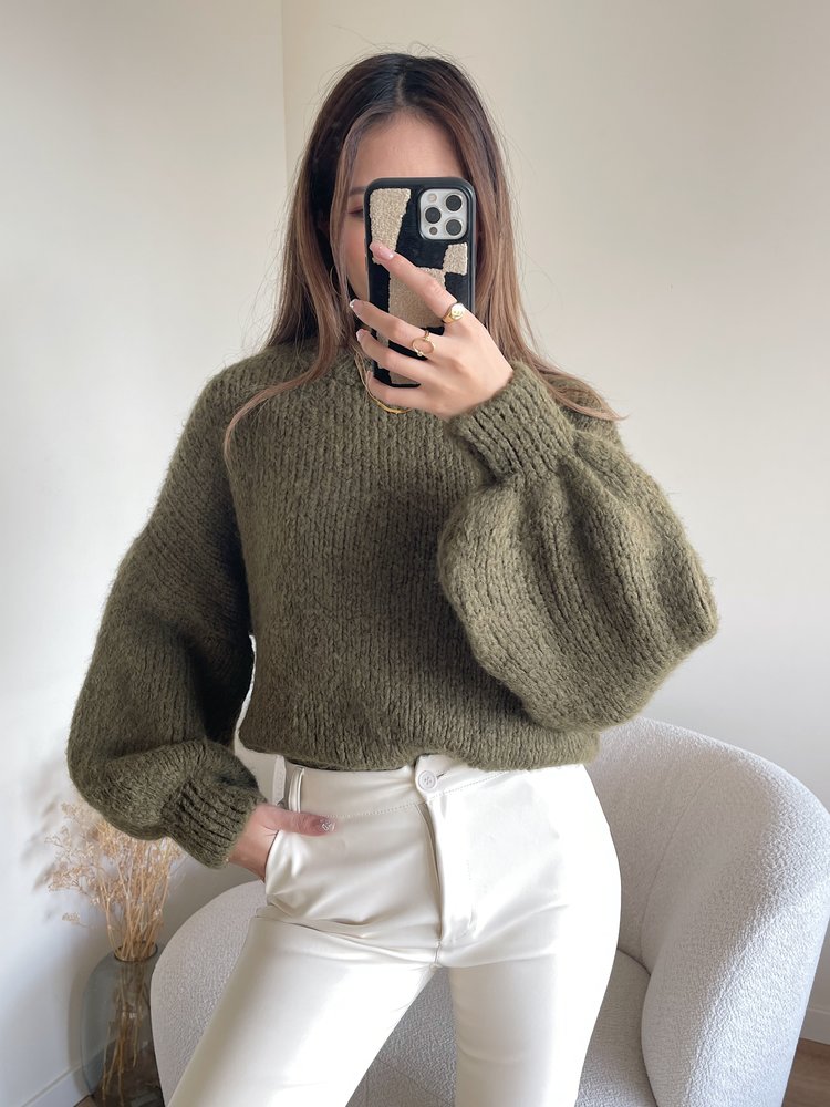 Caro Oversized Knit Sweater / Dark Olive