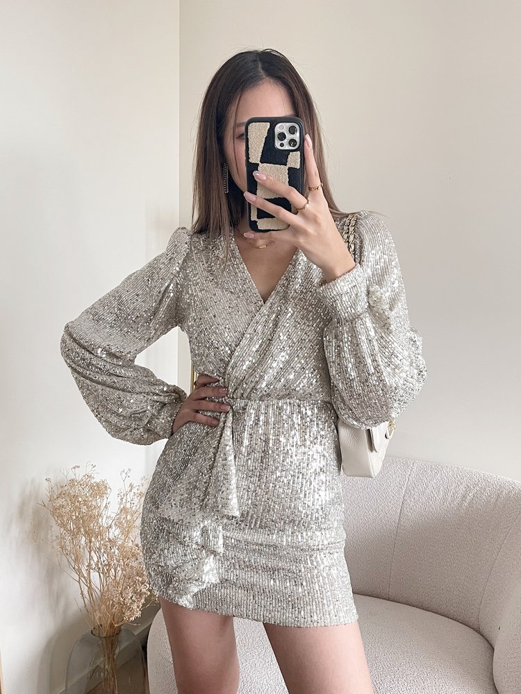 Reissa Sequin Dress / Champagne