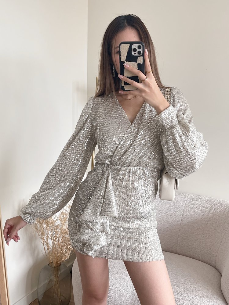 Reissa Sequin Dress / Champagne