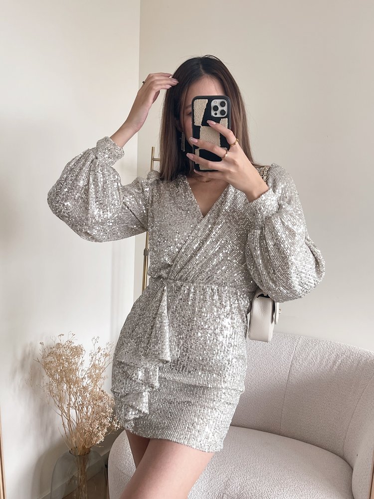 Reissa Sequin Dress / Champagne