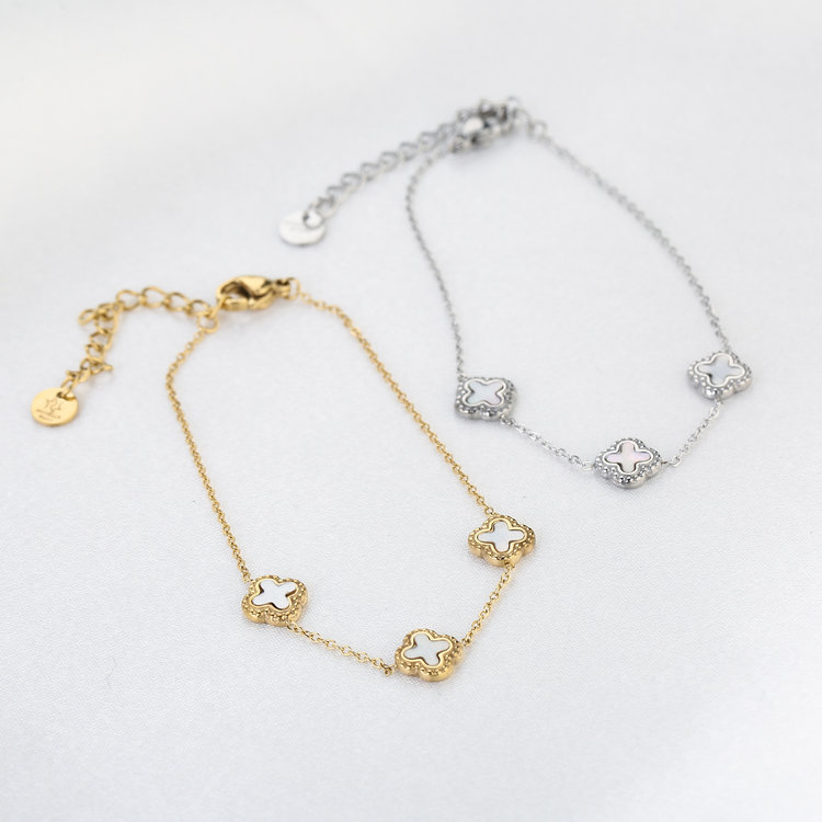 Gold Triple Clover Bracelet / White