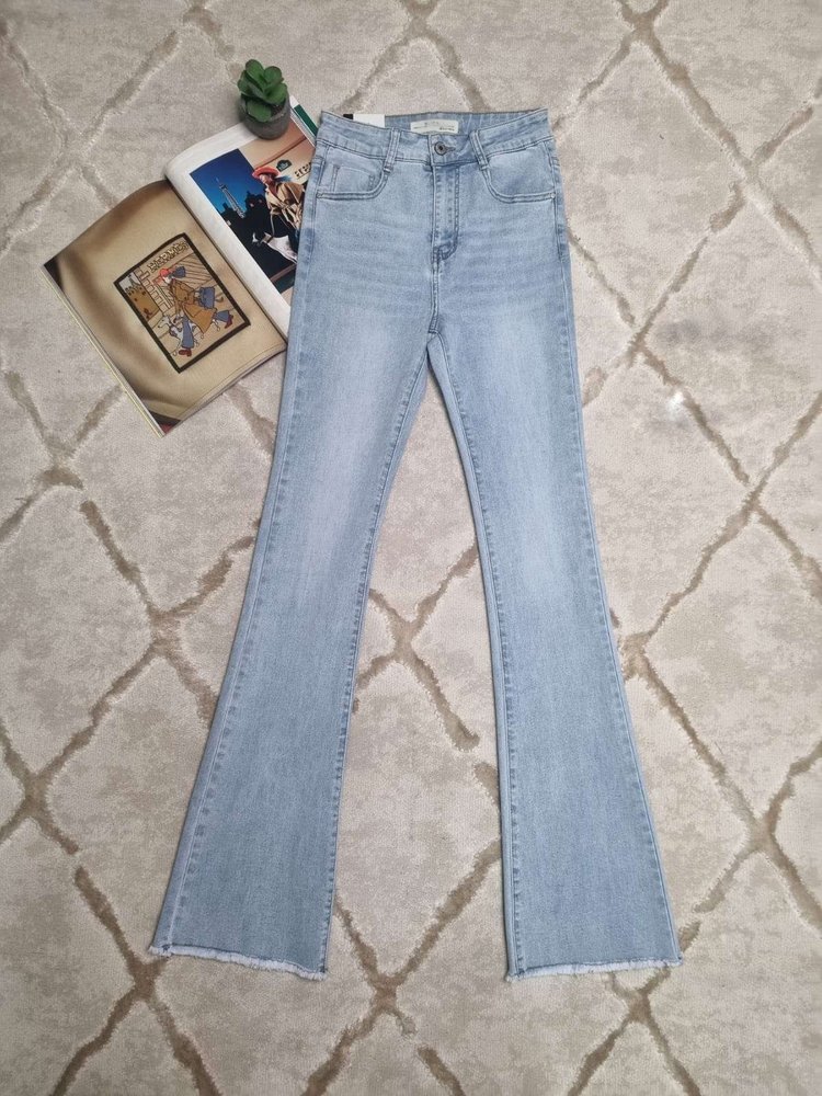 Fiene Basic Flared Jeans / Blue