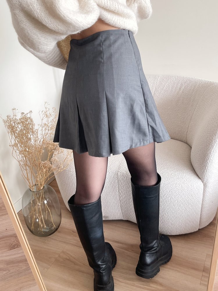 Seika Pleated Skirt / Grey