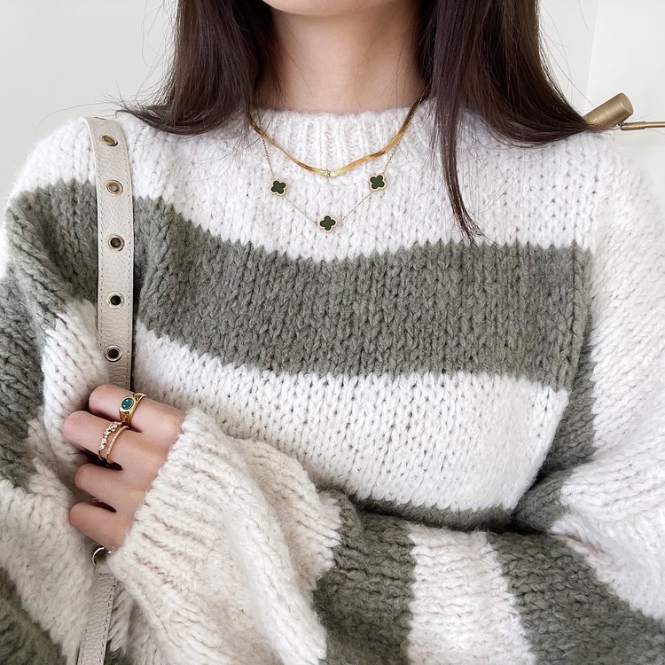 Gold Lucky Clover Necklace / Olive Green