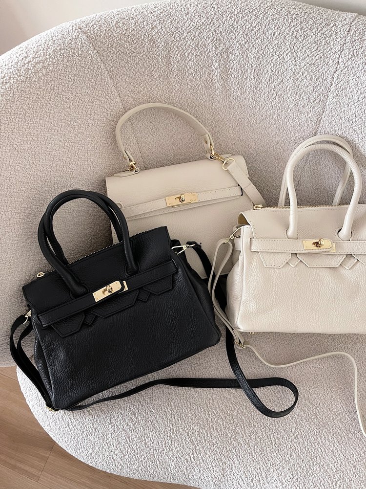 Ayane Classic Handbag / Black