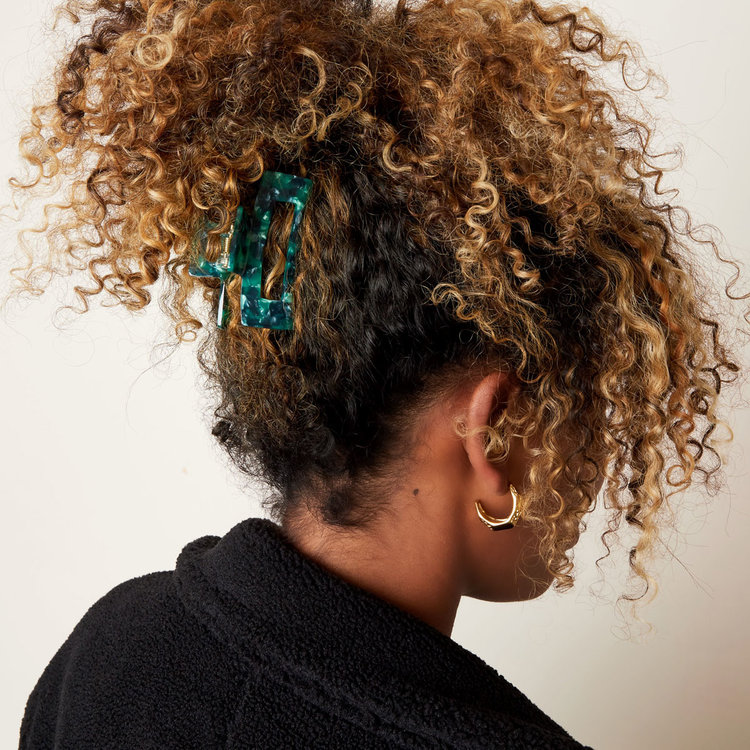 Caya Marble Hair Claw / Ivory