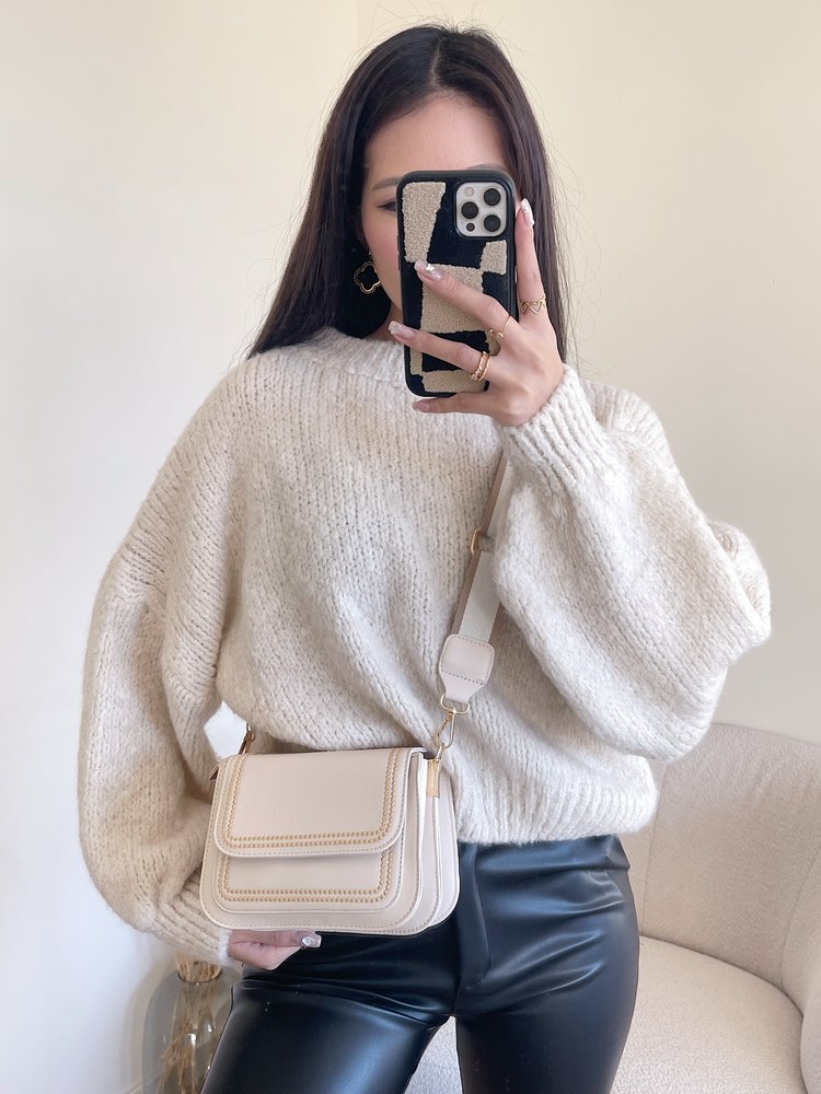 Gisa Stitched Crossbody Bag / Beige