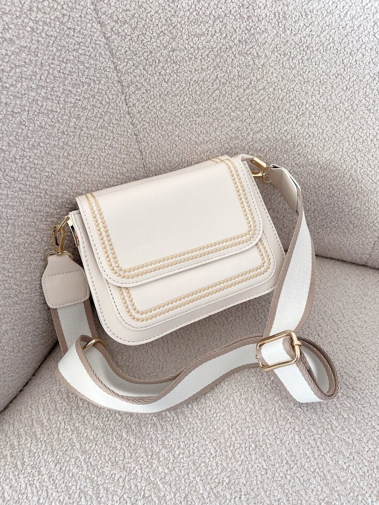 Gisa Stitched Crossbody Bag / Beige