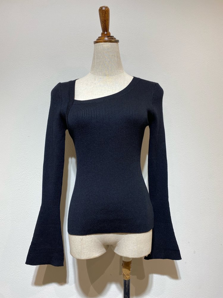 Lidya Asymmetric Top / Black