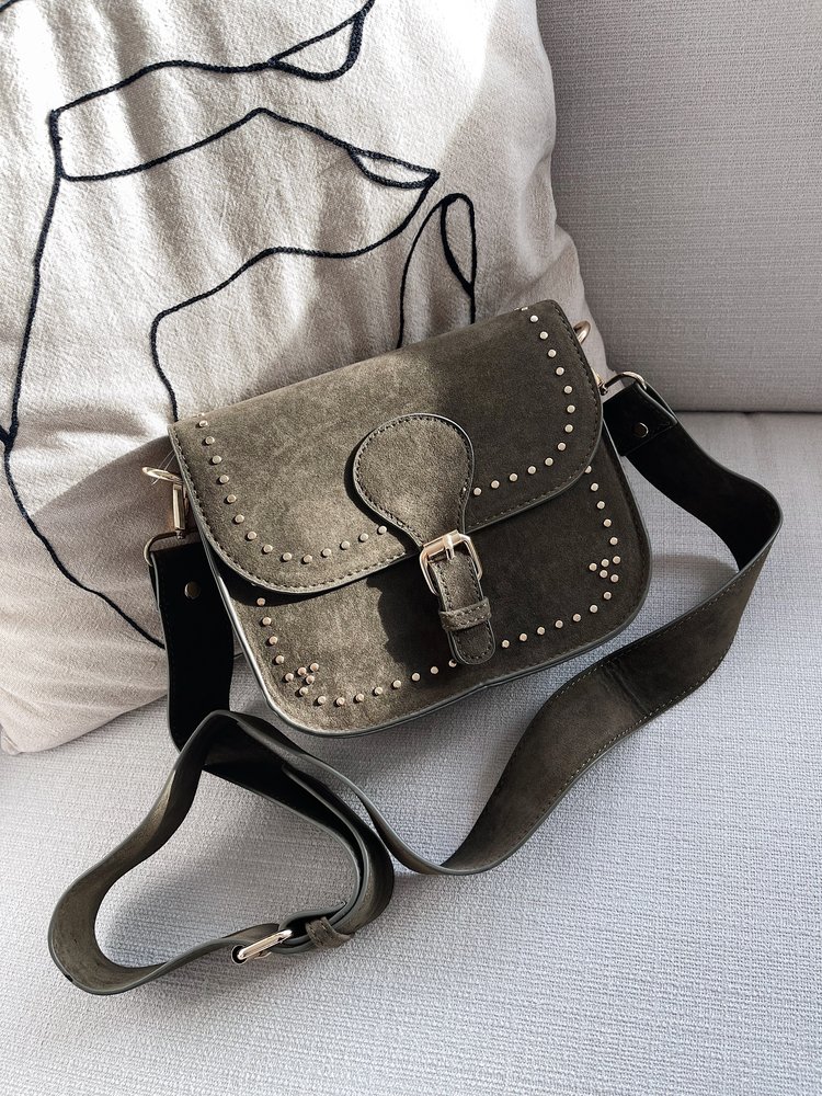 Rhea Studs Crossbody Bag / Olive Green