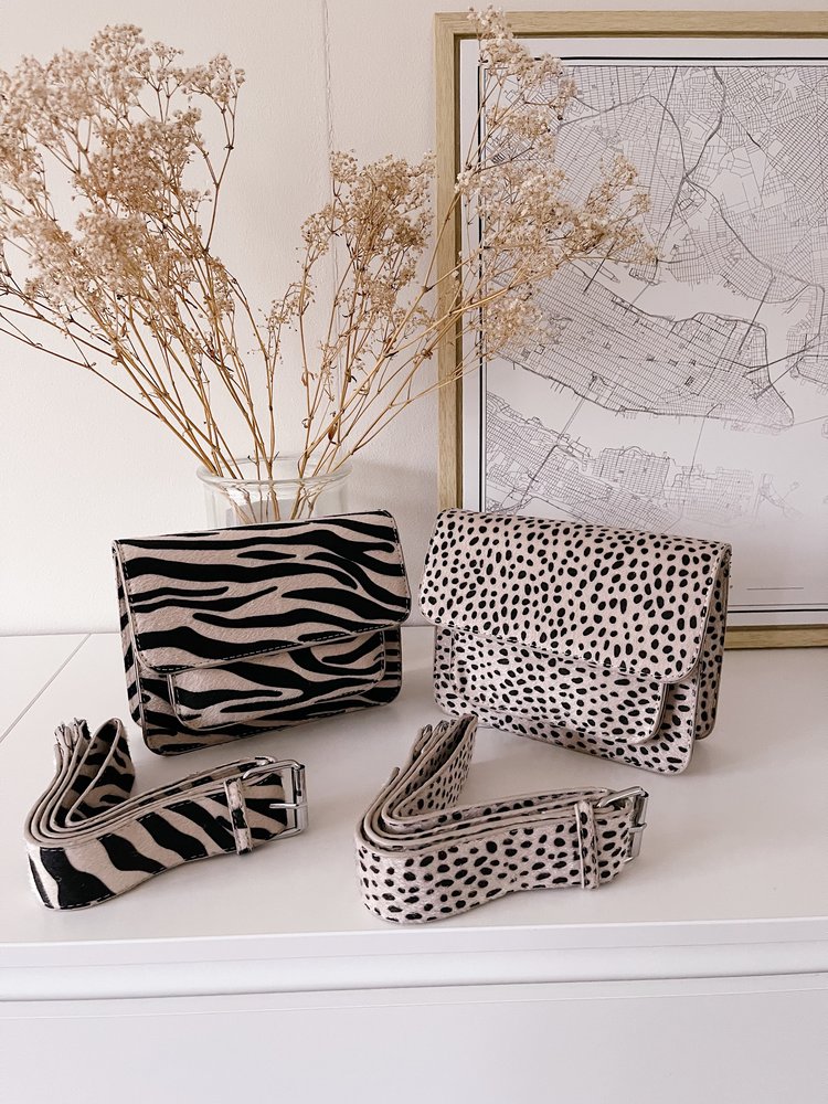 Shima Zebra Crossbody Bag / Beige