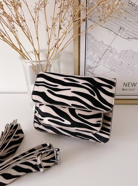 Shima Zebra Crossbody Bag / Beige