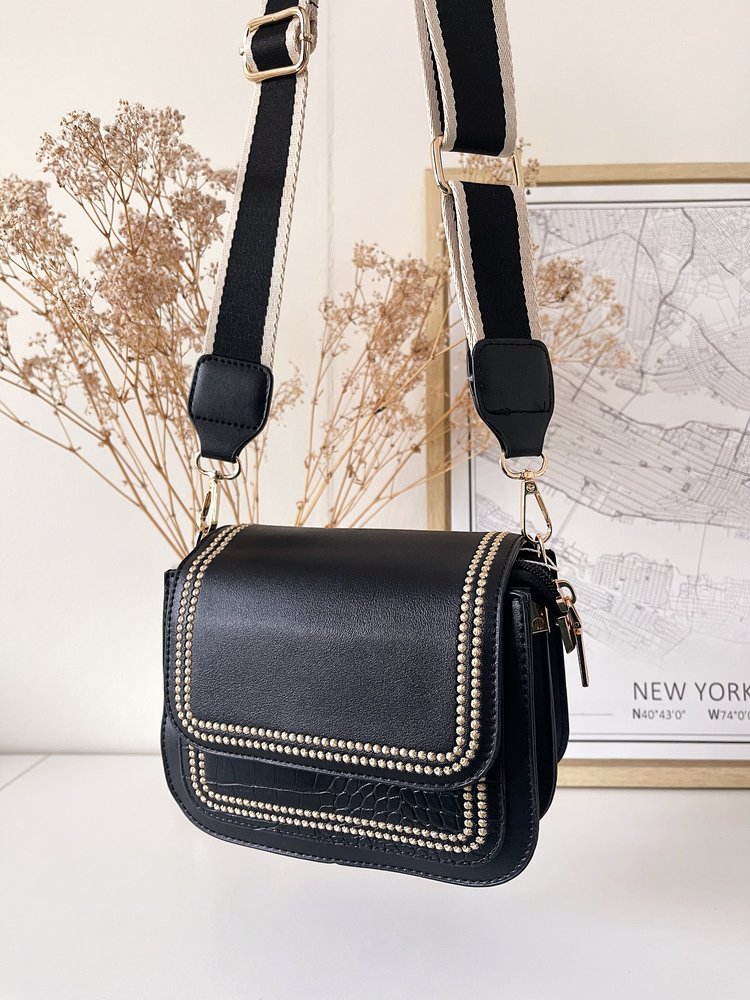 Inaya Stitched Crossbody Bag / Black