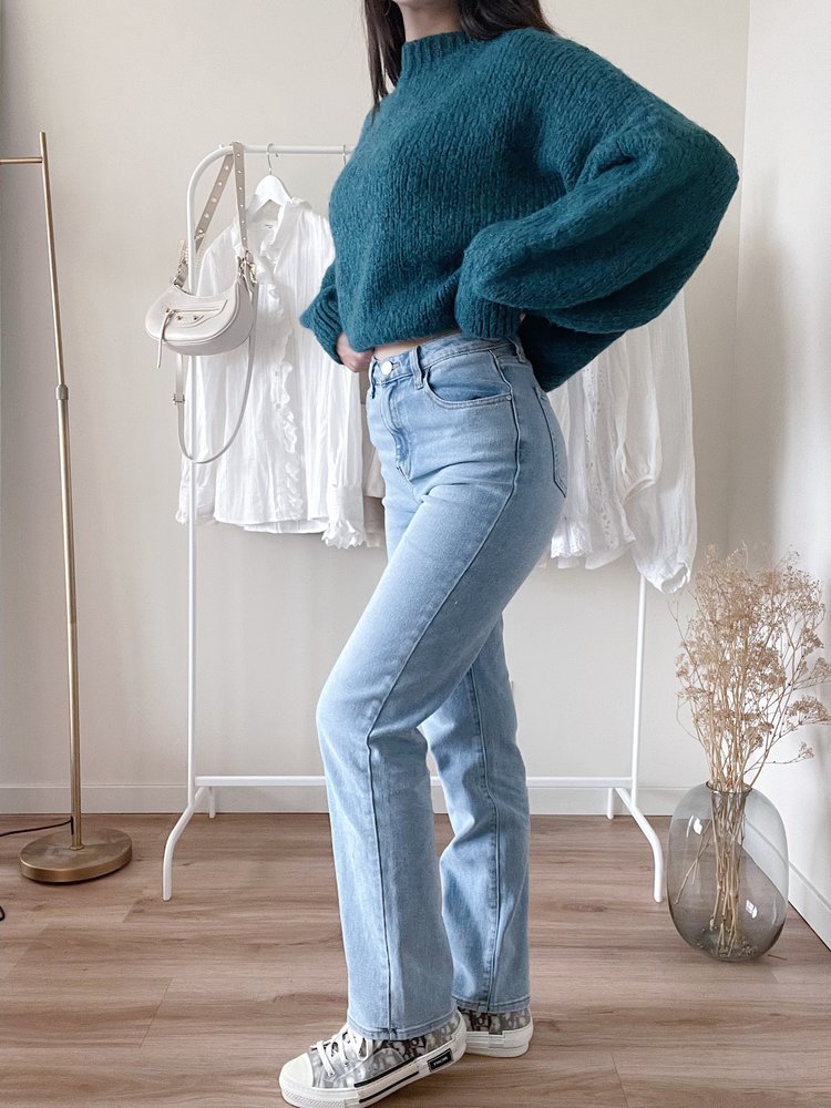 Lori Straight Leg Jeans / Blue