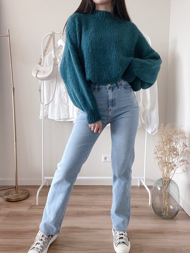 Lori Straight Leg Jeans / Blue