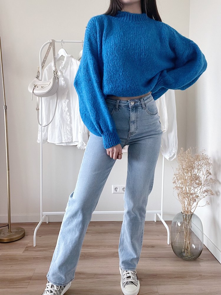 Yara Straight Leg Jeans / Blue