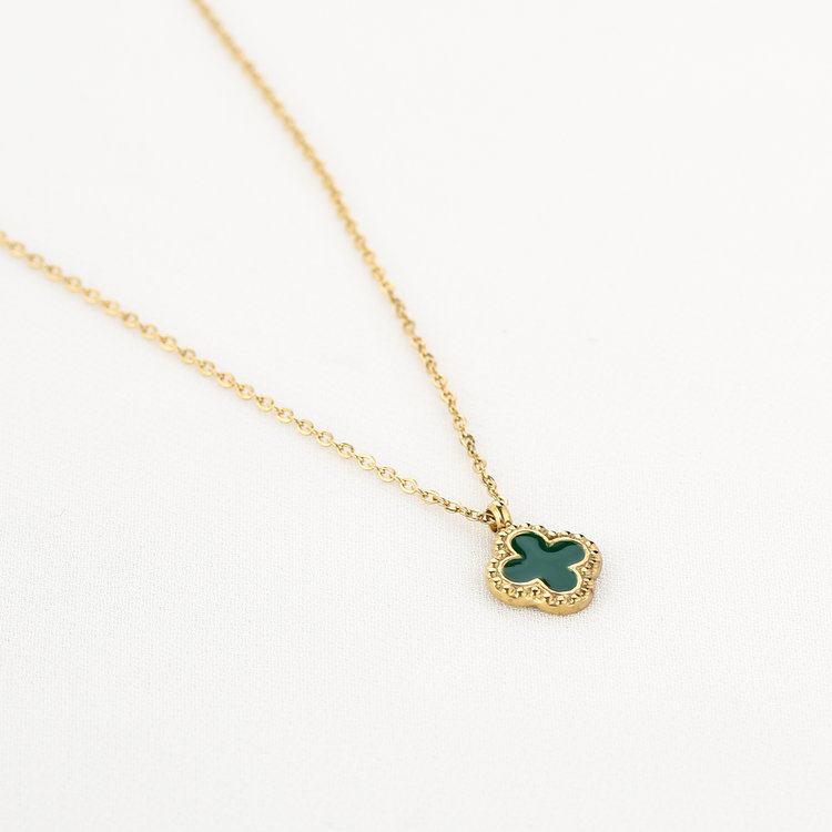 Gold Vintage Clover Charm Necklace / Green